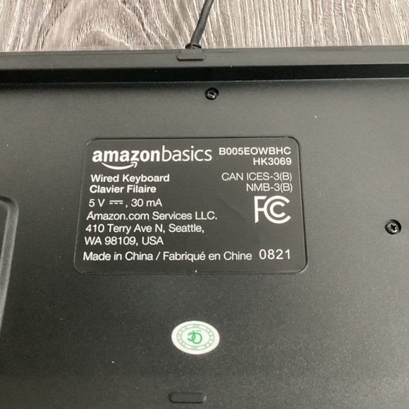 Amazon Basics Keyboard and Speaker Bundle - Picture 13 of 15
